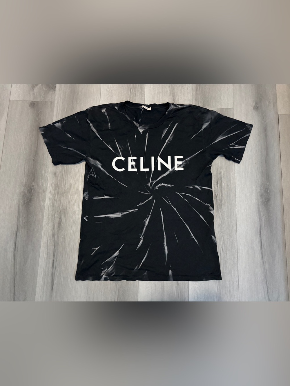 CELINE Homme Tie-Dye Logo Print T-Shirt Black White Cotton Jersey Size Small